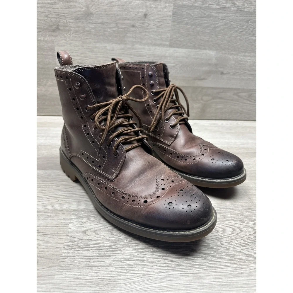Clarks Montacute Lord Brogue Leather Wingtip Chukka brown boots, Men's 10US NICE